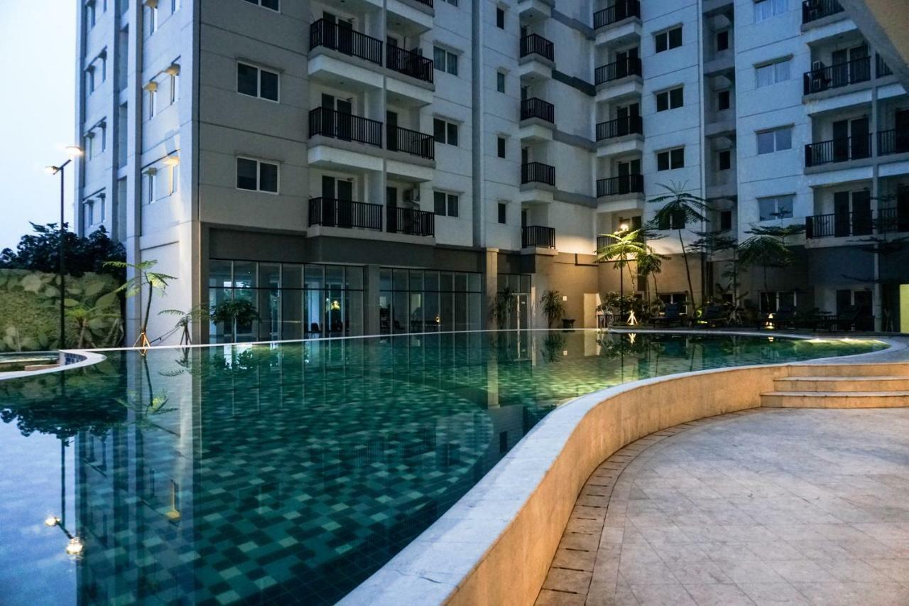 Elegant And Modern 2Br Apartment At Signature Park Grande By Travelio Jakarta Exterior photo